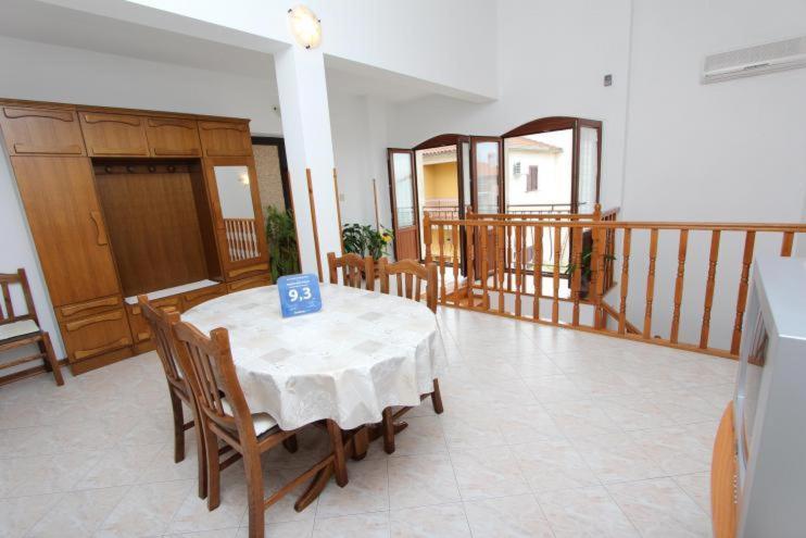 Apartments Fabris روفينج المظهر الخارجي الصورة