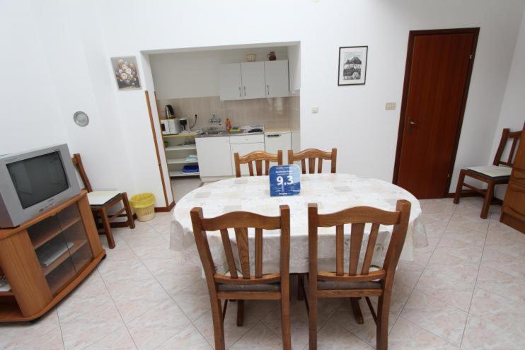 Apartments Fabris روفينج المظهر الخارجي الصورة